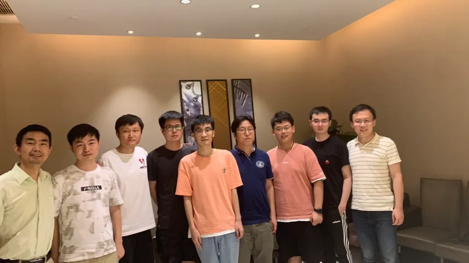 祝贺VLR研究组2020届13位毕业生顺利毕业并取得学位